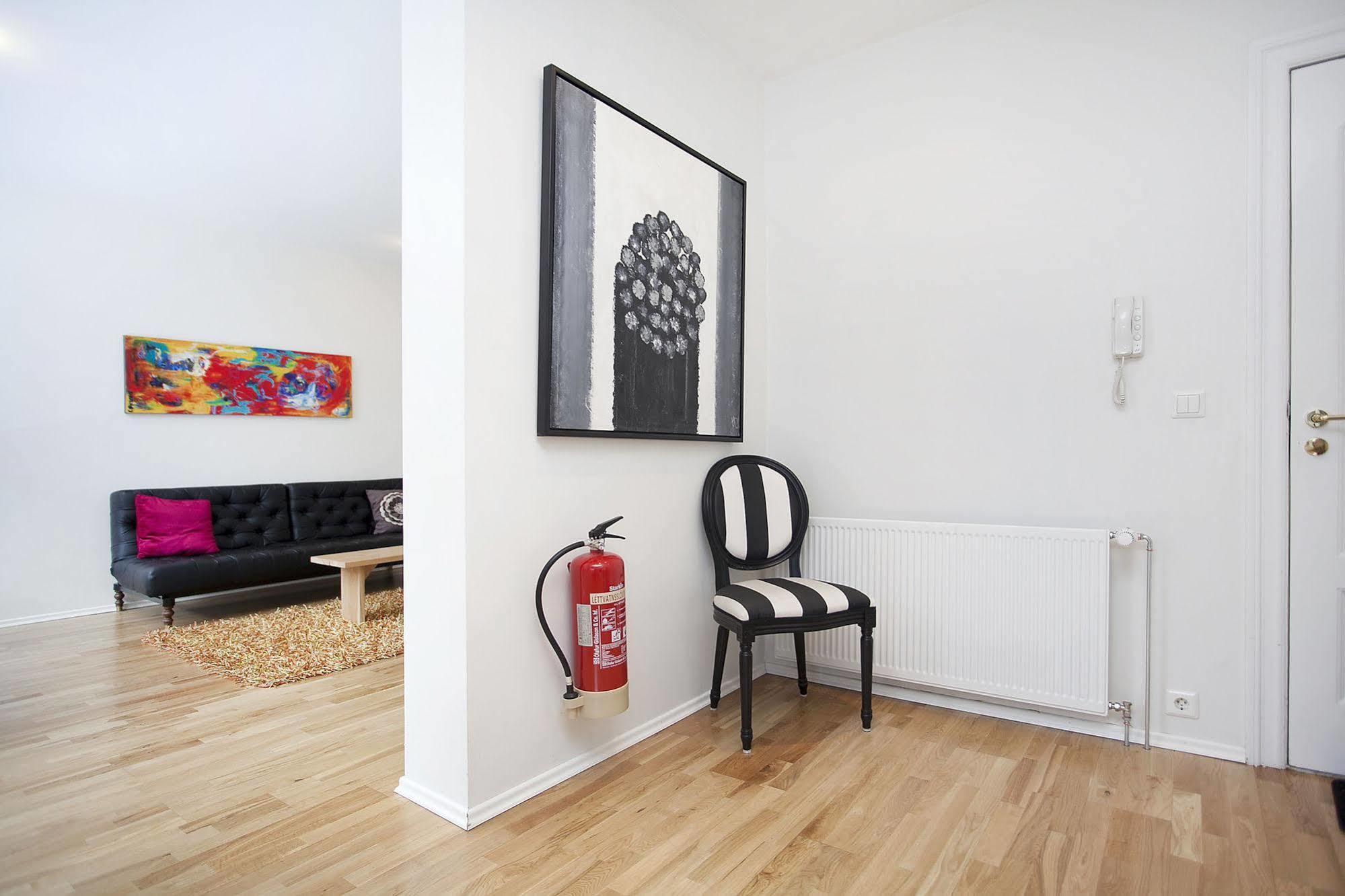 Stay Apartments Laugavegur ريكيافيك المظهر الخارجي الصورة